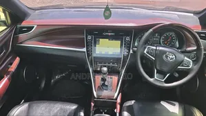Toyota Harrier 2016