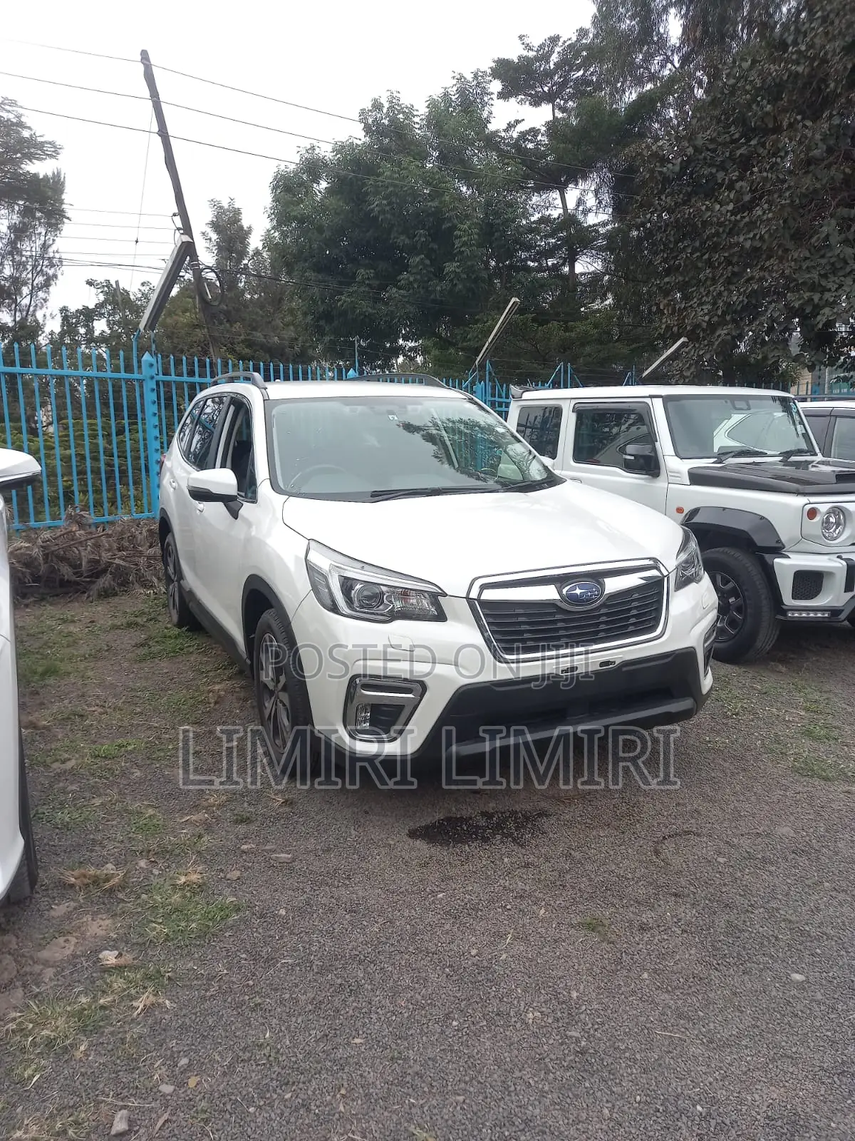 Subaru Forester Premium AWD 2019 White
