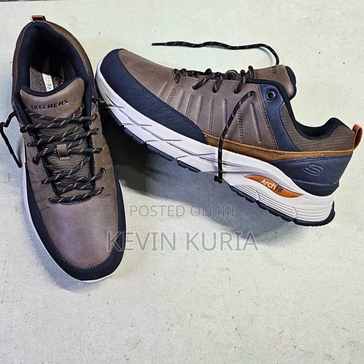 Skechers ArchFit Size 11/46 30cm
