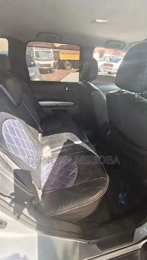Nissan X-Trail 2011 Gray