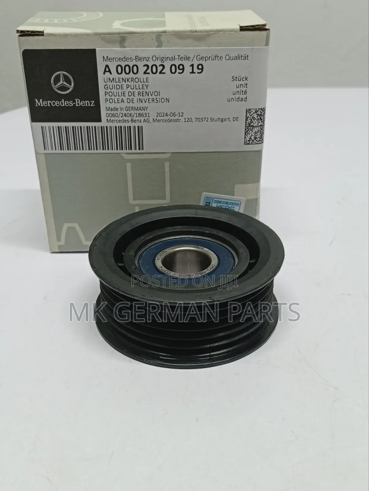 Genuine Mercedes Ribbed Belt Pulley.