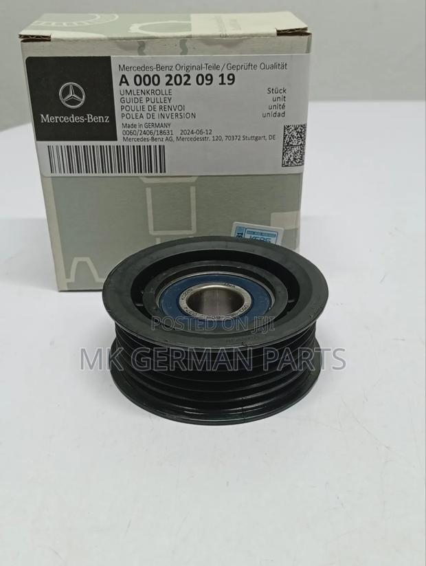 Genuine Mercedes Ribbed Belt Pulley.