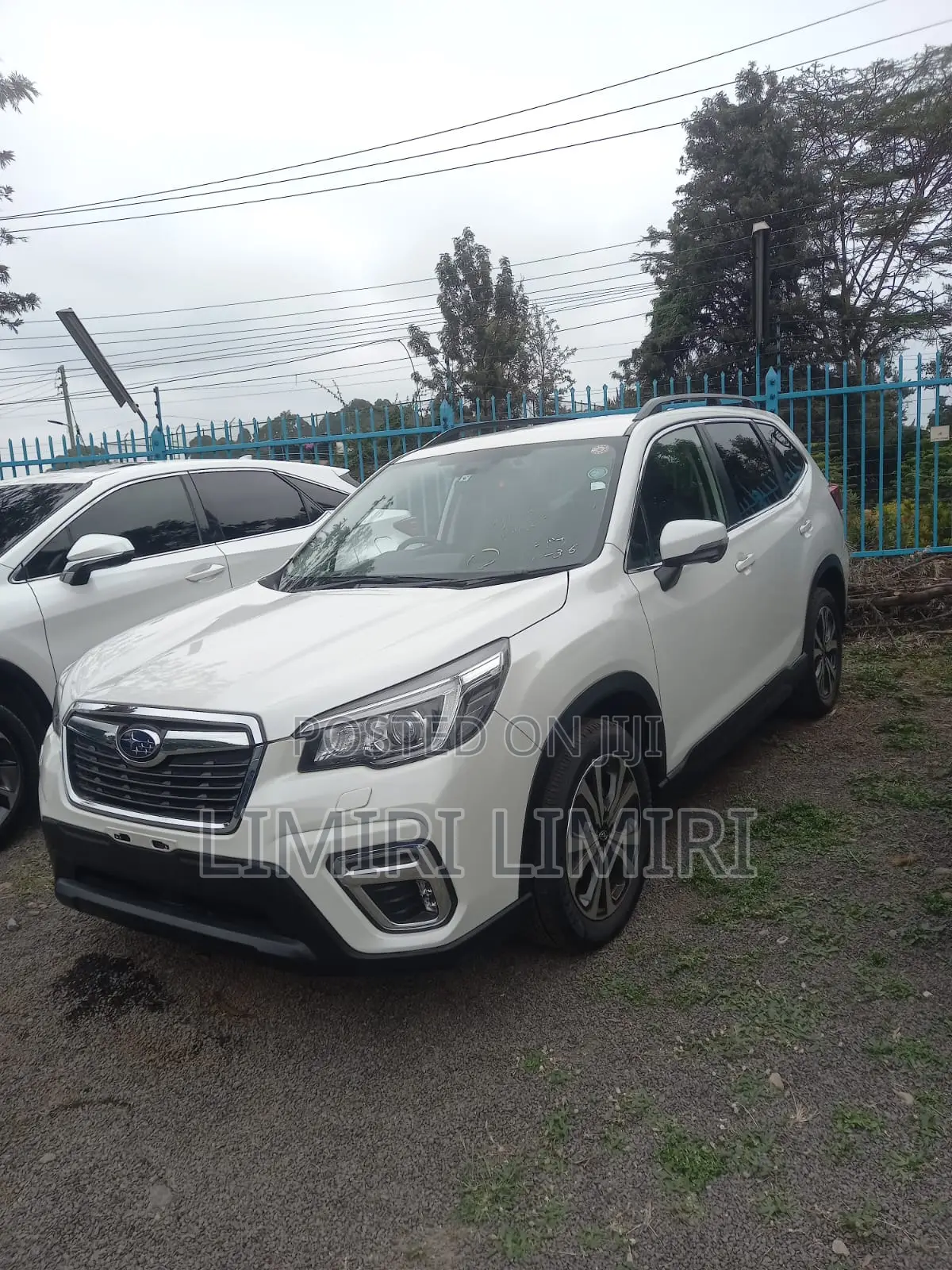 Subaru Forester Premium AWD 2019 White