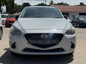 Mazda Demio 2019 White