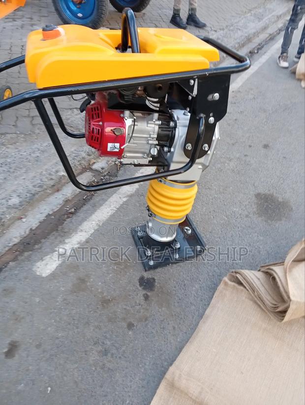 Tamping Rammer/Kangaroo - thumbnail 3