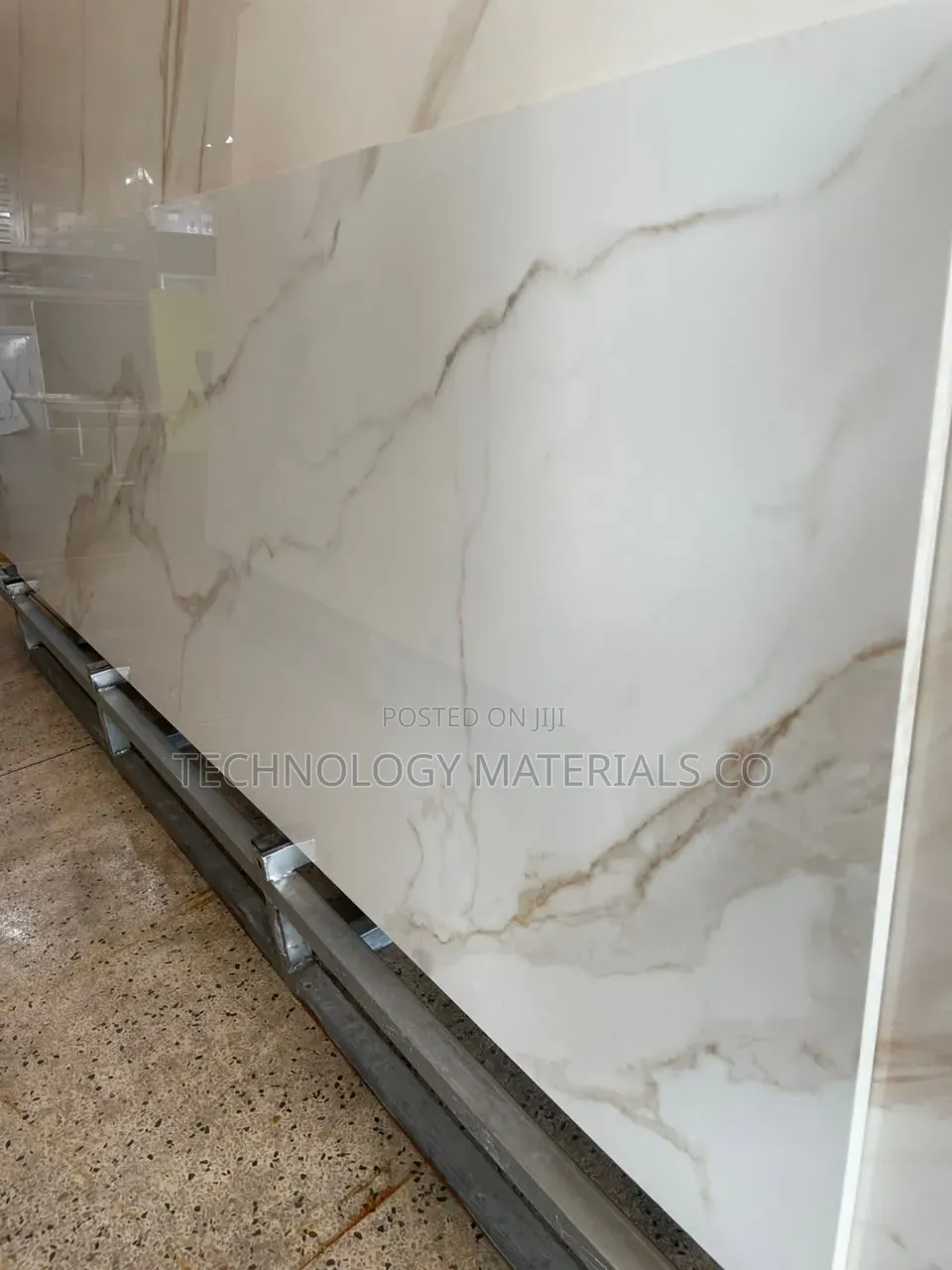 Glossy White Brown Calacatta Sintered Stone Slab 2.6M X 0.8M