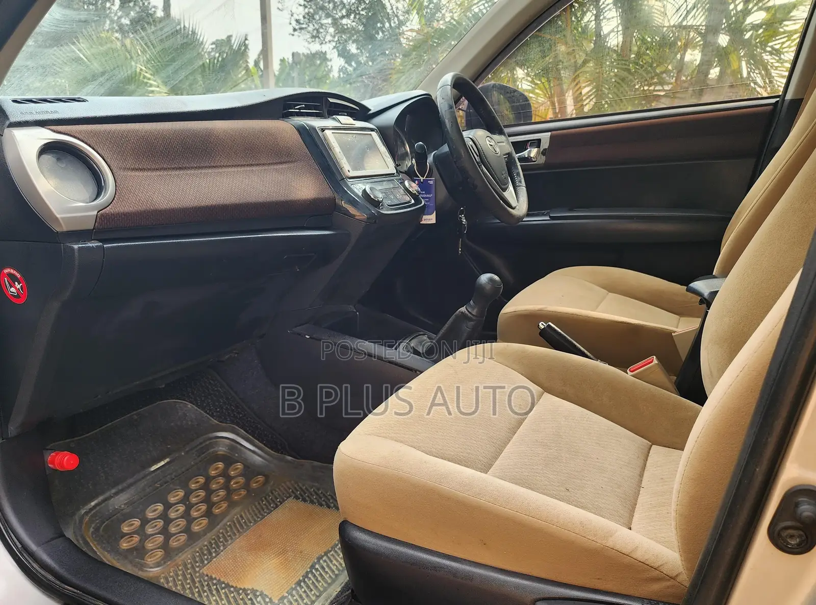 Toyota Axio 2013 Silver