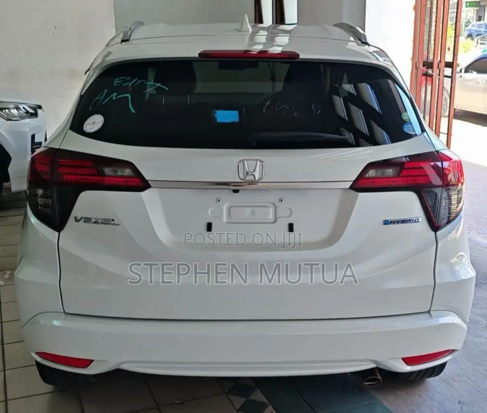 Honda Vezel 1.5 Hybrid 2WD 2020 White