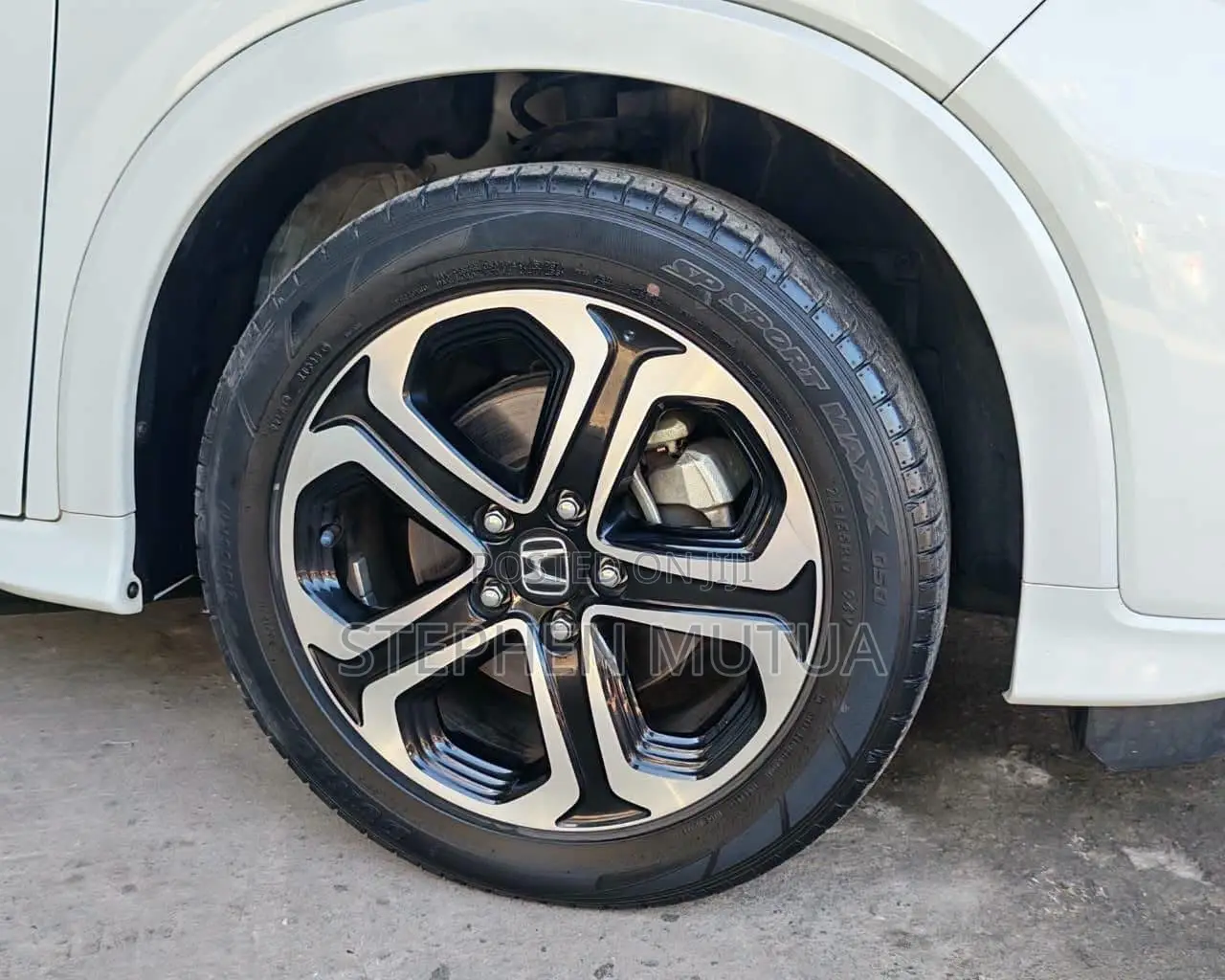 Honda Vezel 1.5 Hybrid 2WD 2020 White