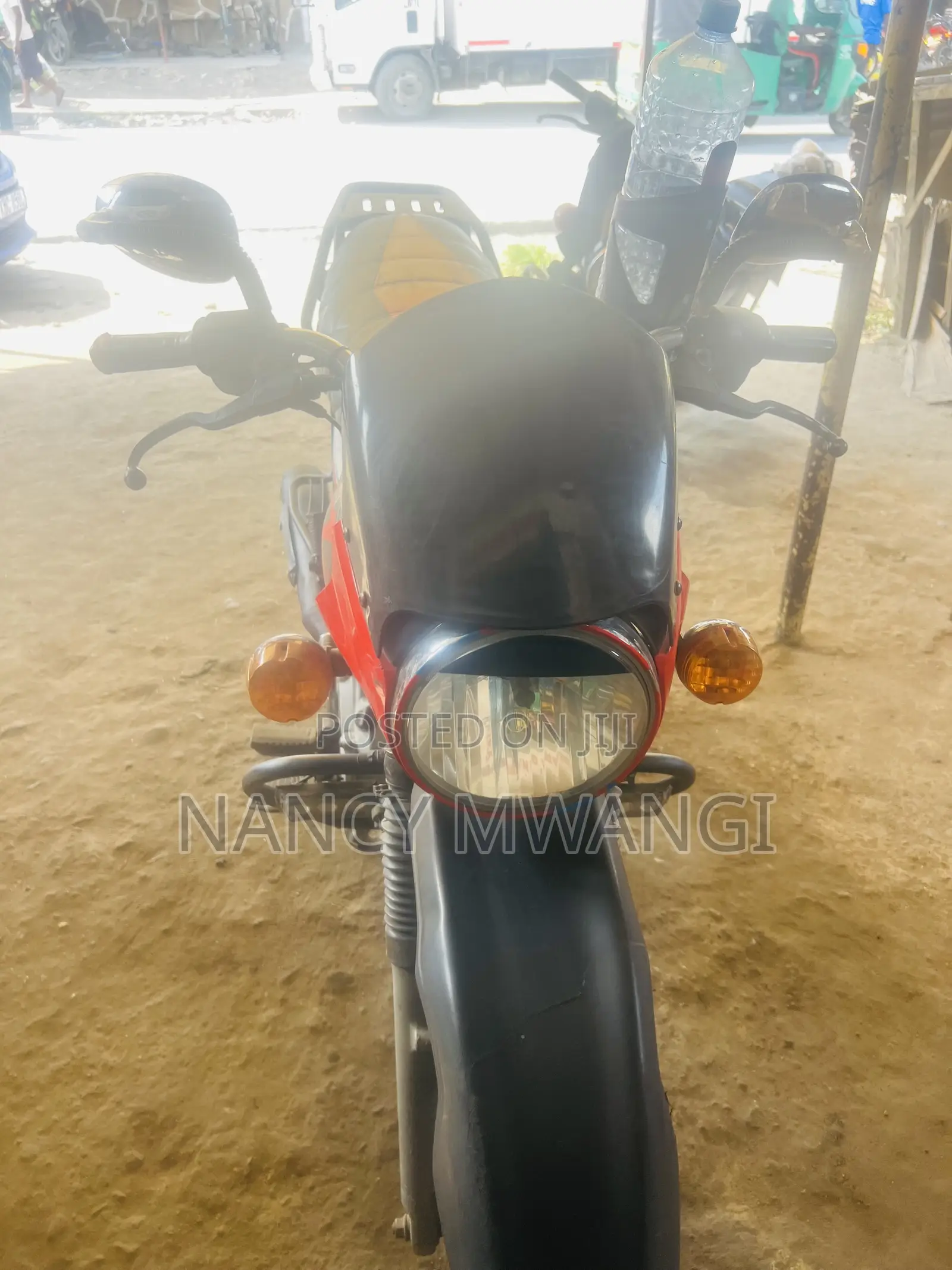 Bajaj Boxer 125 2023 Red
