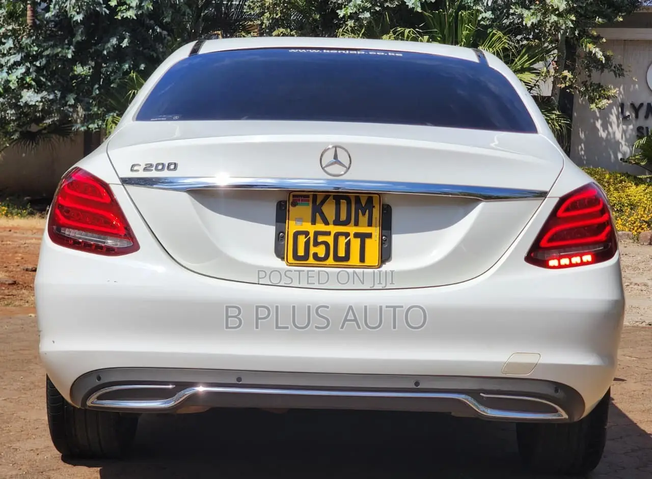 Mercedes-Benz C200 2016 White