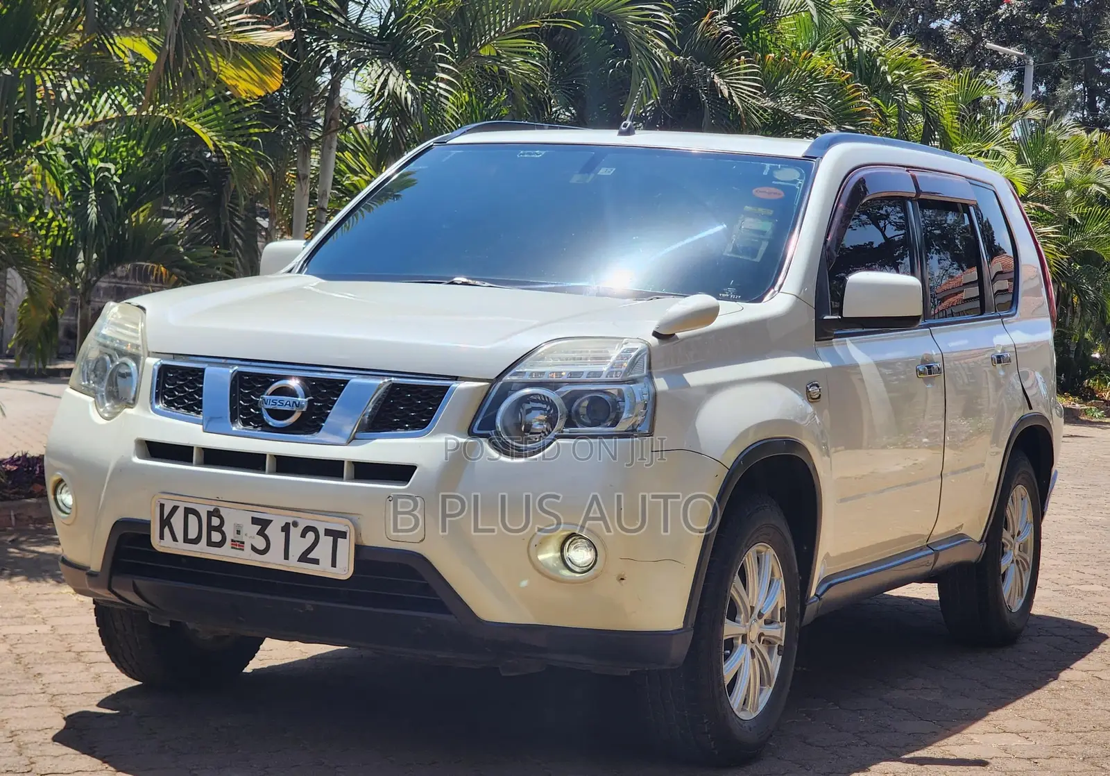 Nissan X-Trail 2013 White