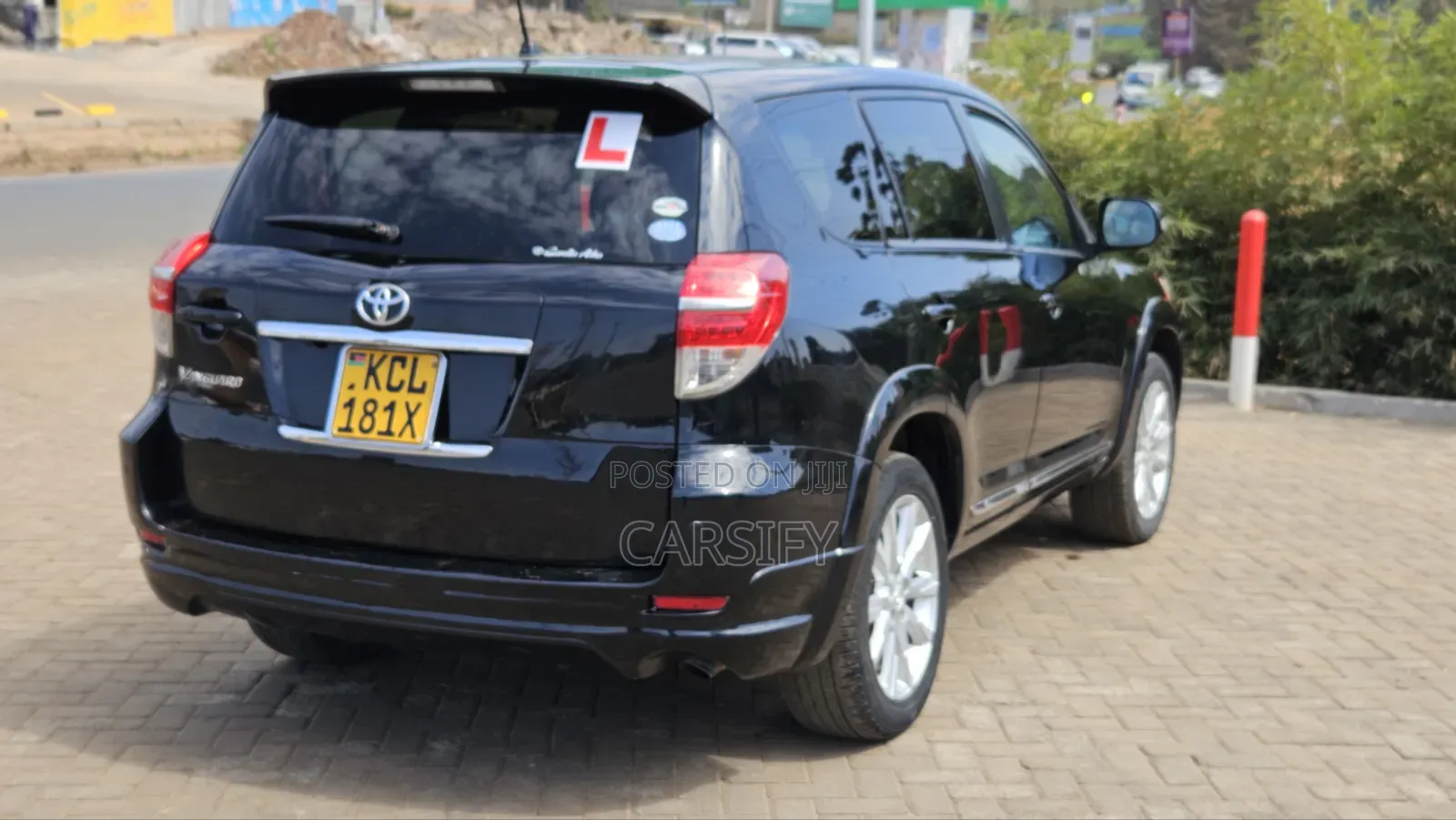 Toyota Vanguard 2010 Black