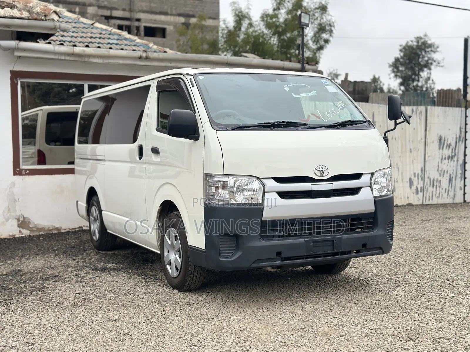 Toyota HiAce 2019 White