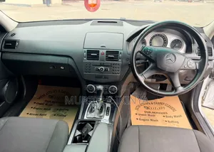 Mercedes-Benz C200 2011 Silver