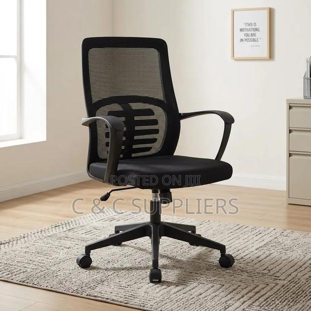 Office Mesh Staff Swivel Chair. - thumbnail 2