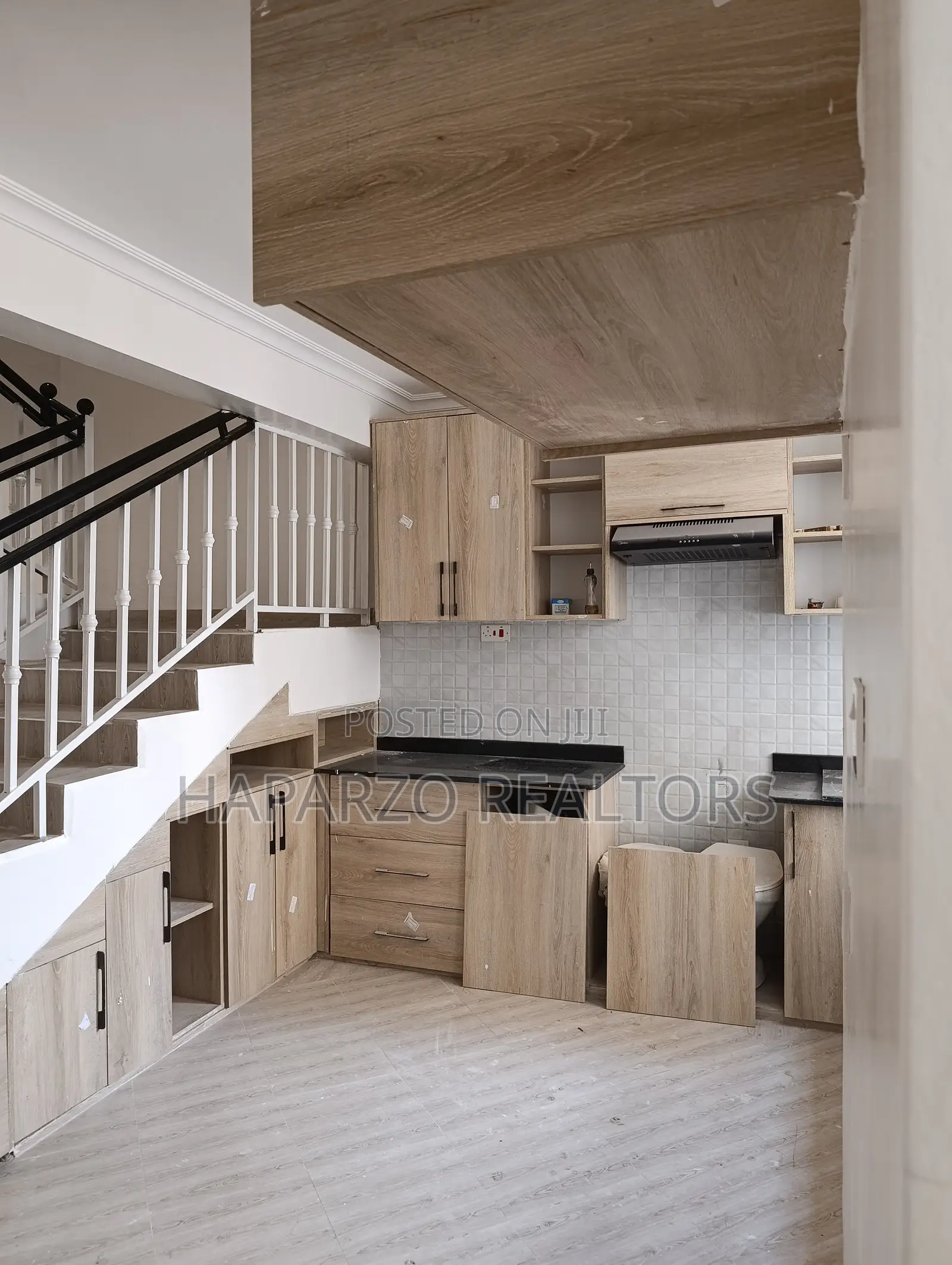 4bdrm Maisonette in Rohi Estate, Kalimoni for rent