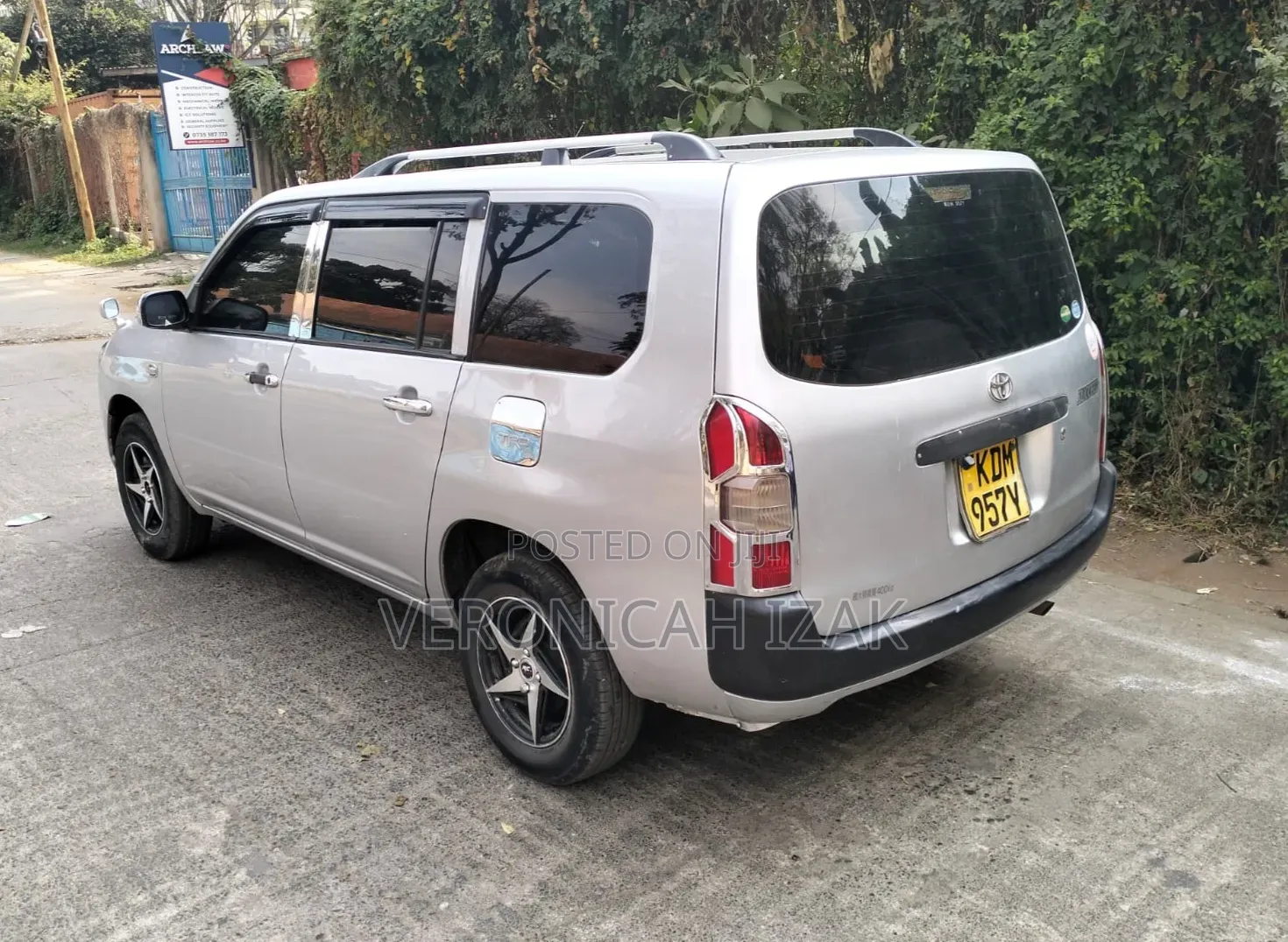 Toyota Probox 2017 Silver