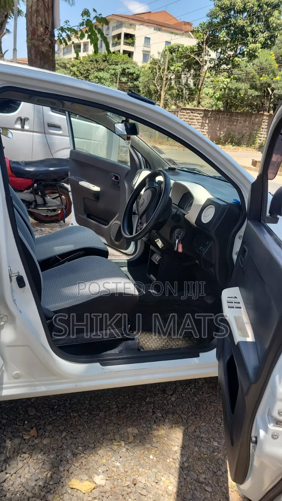 Suzuki Alto 2017 White