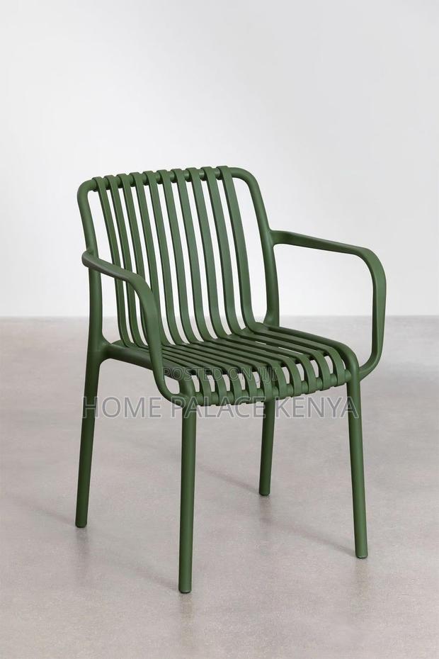 Plastic Chair; Comfortable Plastic Chair for Everyday Use - thumbnail 7