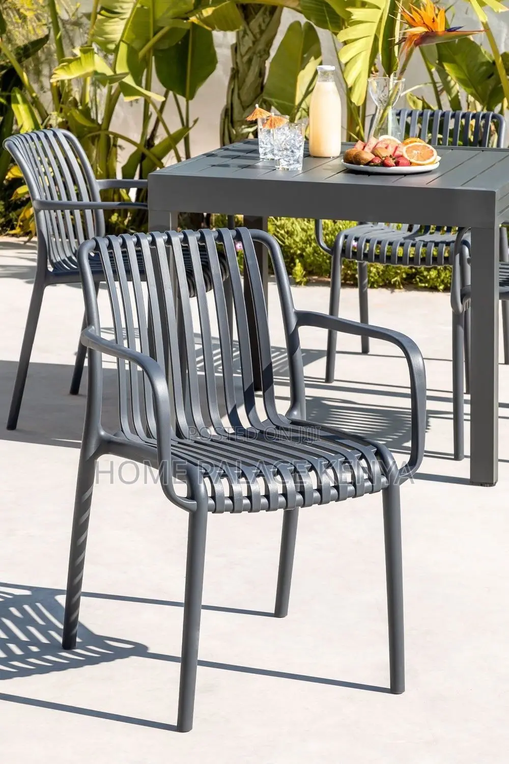 Plastic Chair; Comfortable Plastic Chair for Everyday Use
