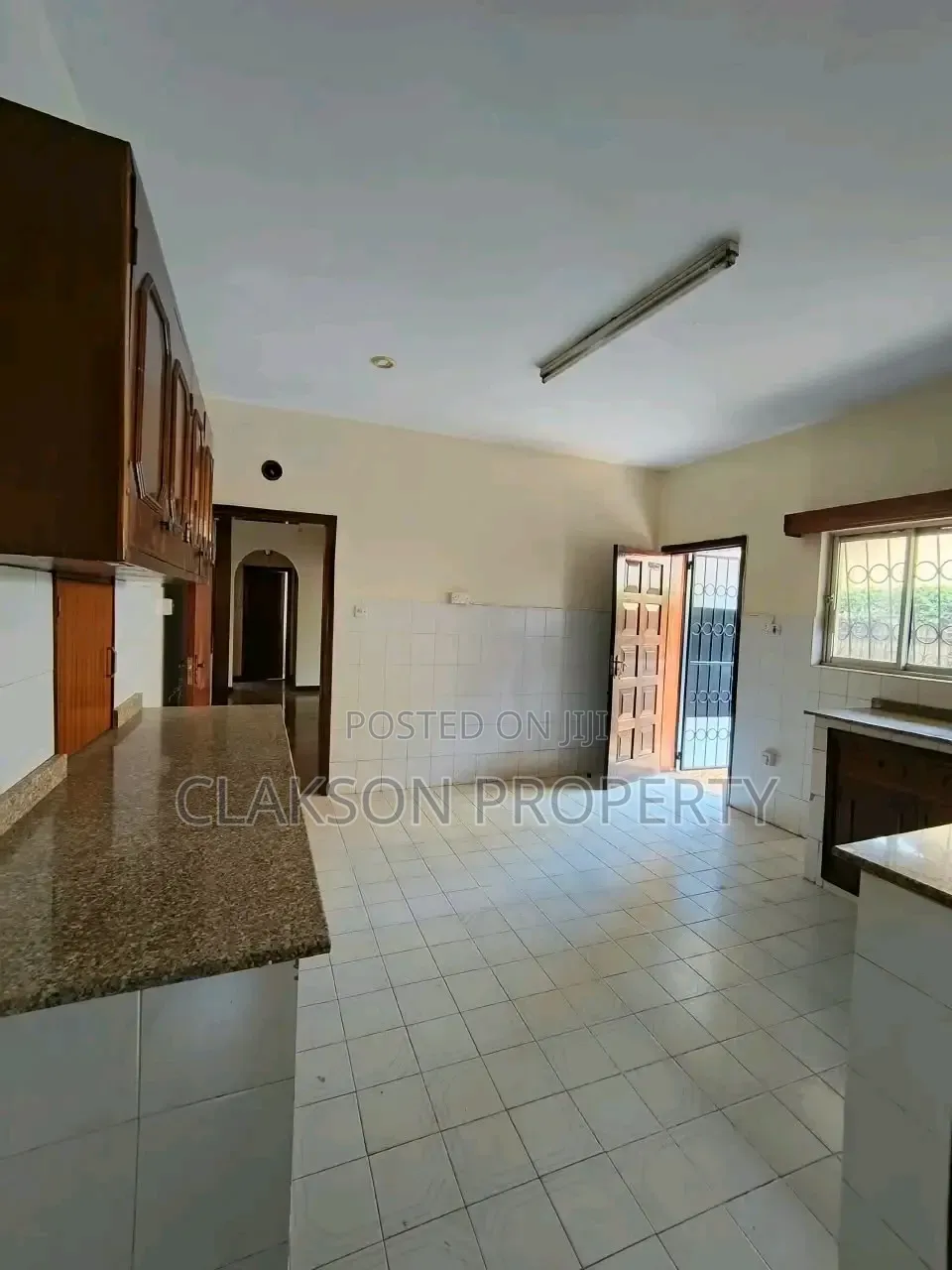 5bdrm Townhouse / Terrace in Kilimani, Hurlingham for rent