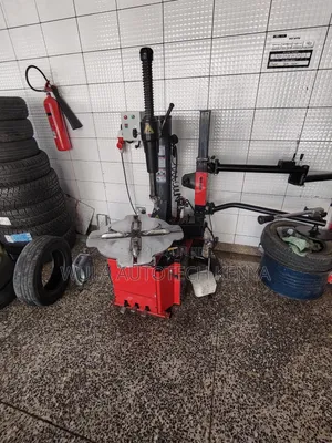 Strong Alloy Steel Clamps Tyre Changer STC 768R Machine Sunshine