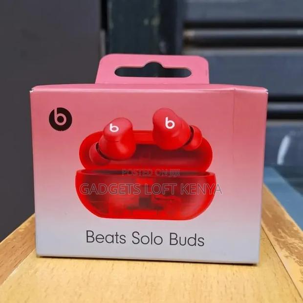 Beats Solo Buds - main view