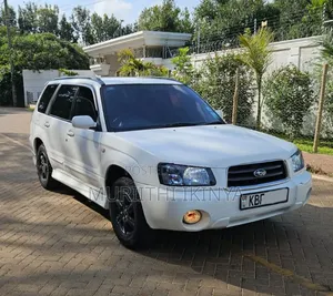 Subaru Forester 2000 White