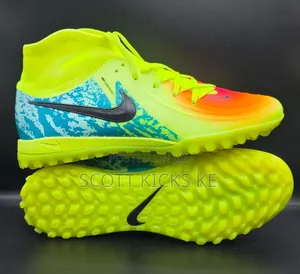 Nike Phantom GX2 Trainers Sizes 38 to 45