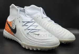 Nike Phantom GX2 Trainers Sizes 38 to 45