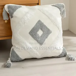 Luxury Tufted Pillow Cases
45cm by 45cm