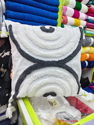 Luxury Tufted Pillow Cases
45cm by 45cm
