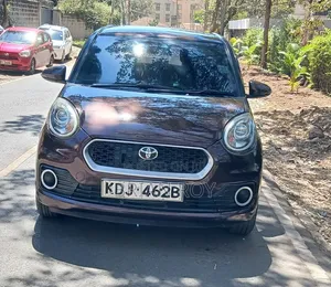 Toyota Passo 2017 Brown
