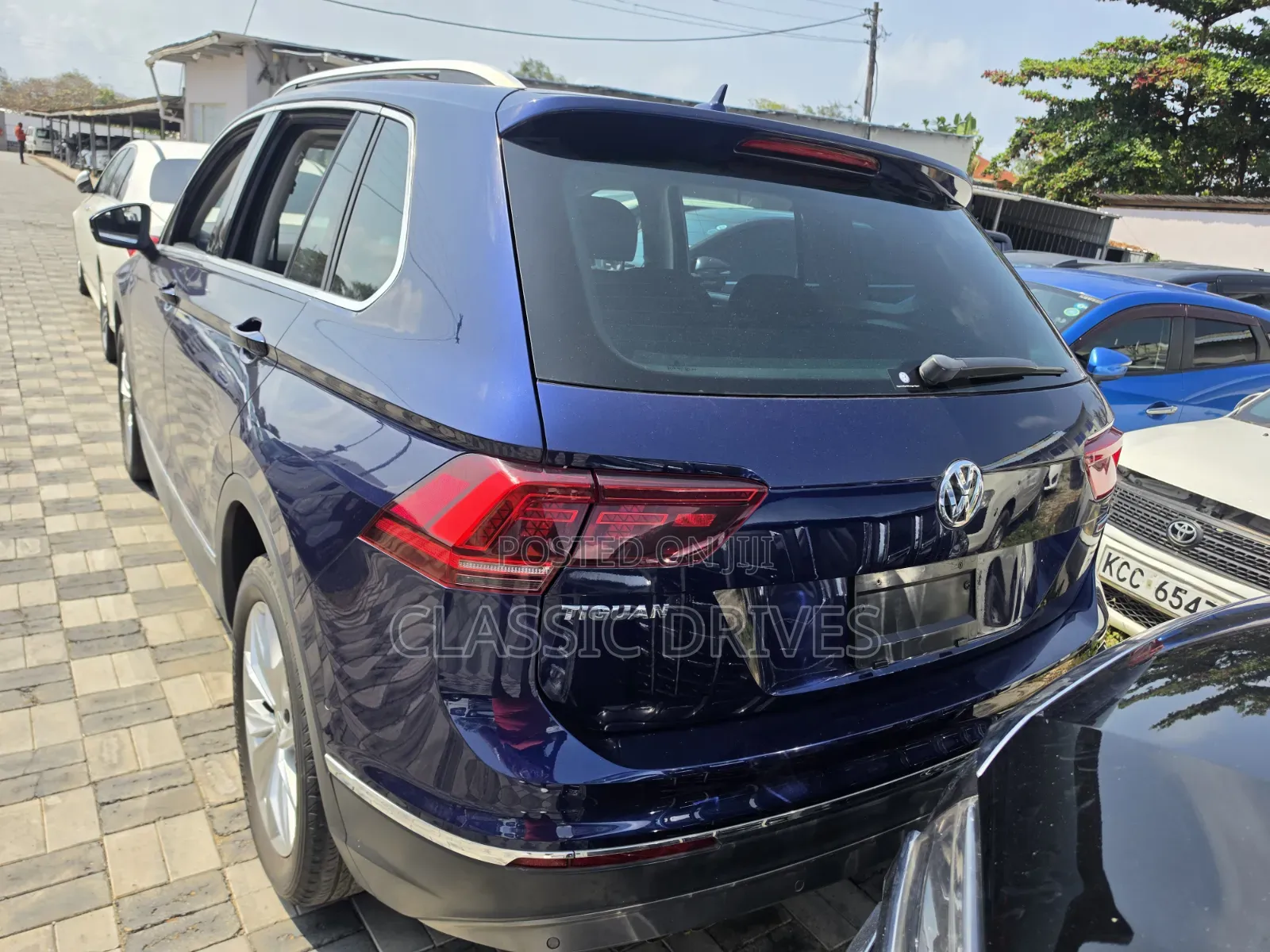 Volkswagen Tiguan 2019 Blue