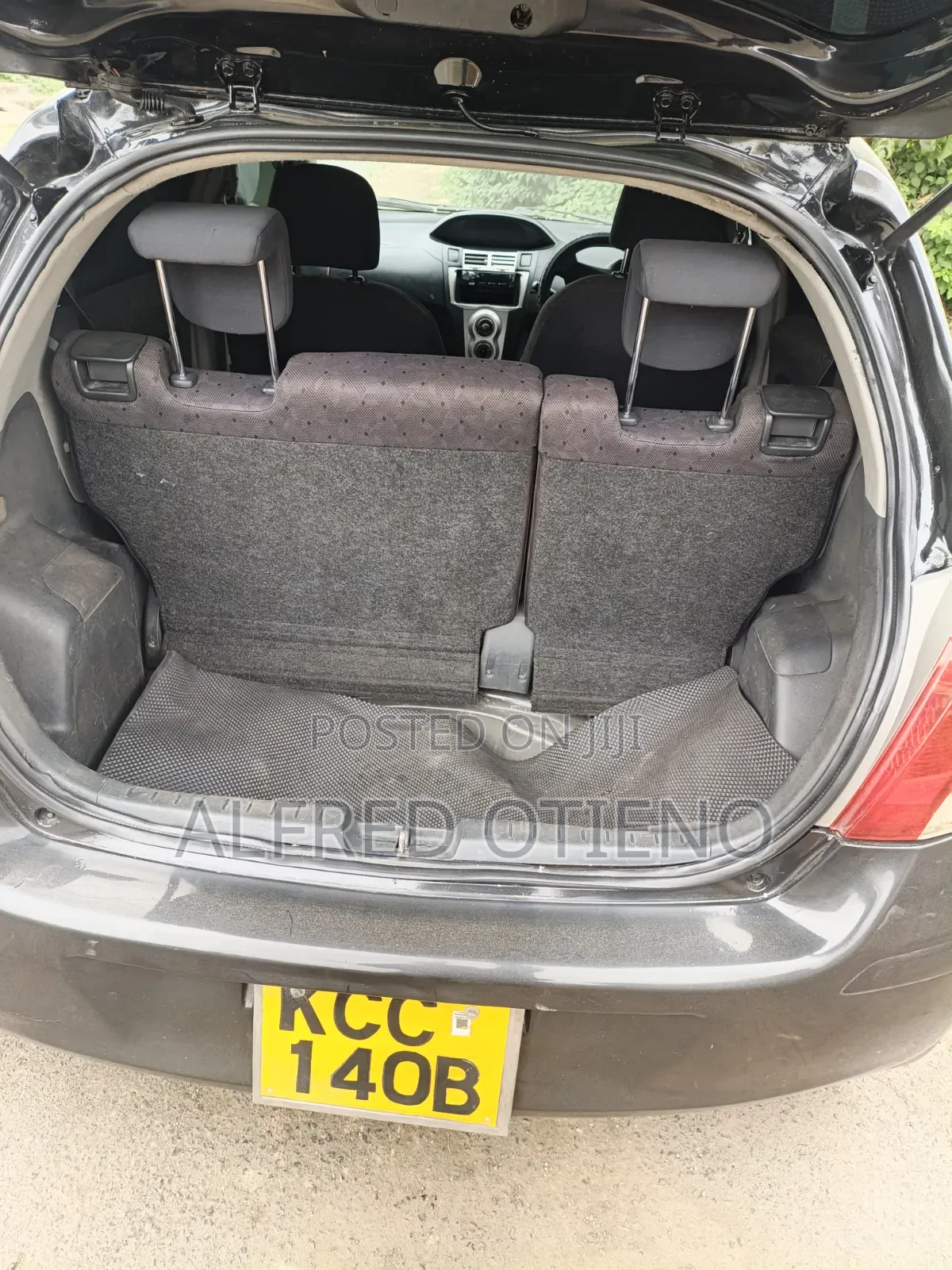 Toyota Vitz 2008 Black