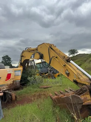 Used CAT 330B Excavator