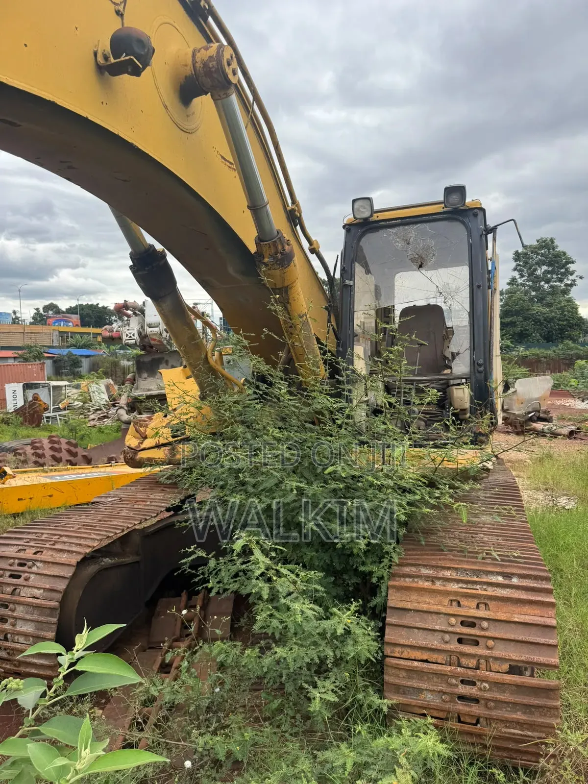 Used CAT 330B Excavator