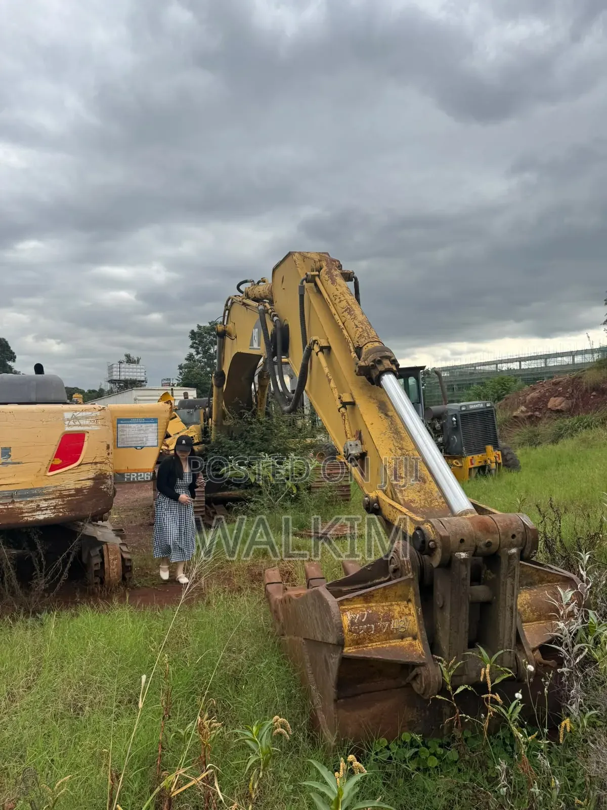 Used CAT 330B Excavator