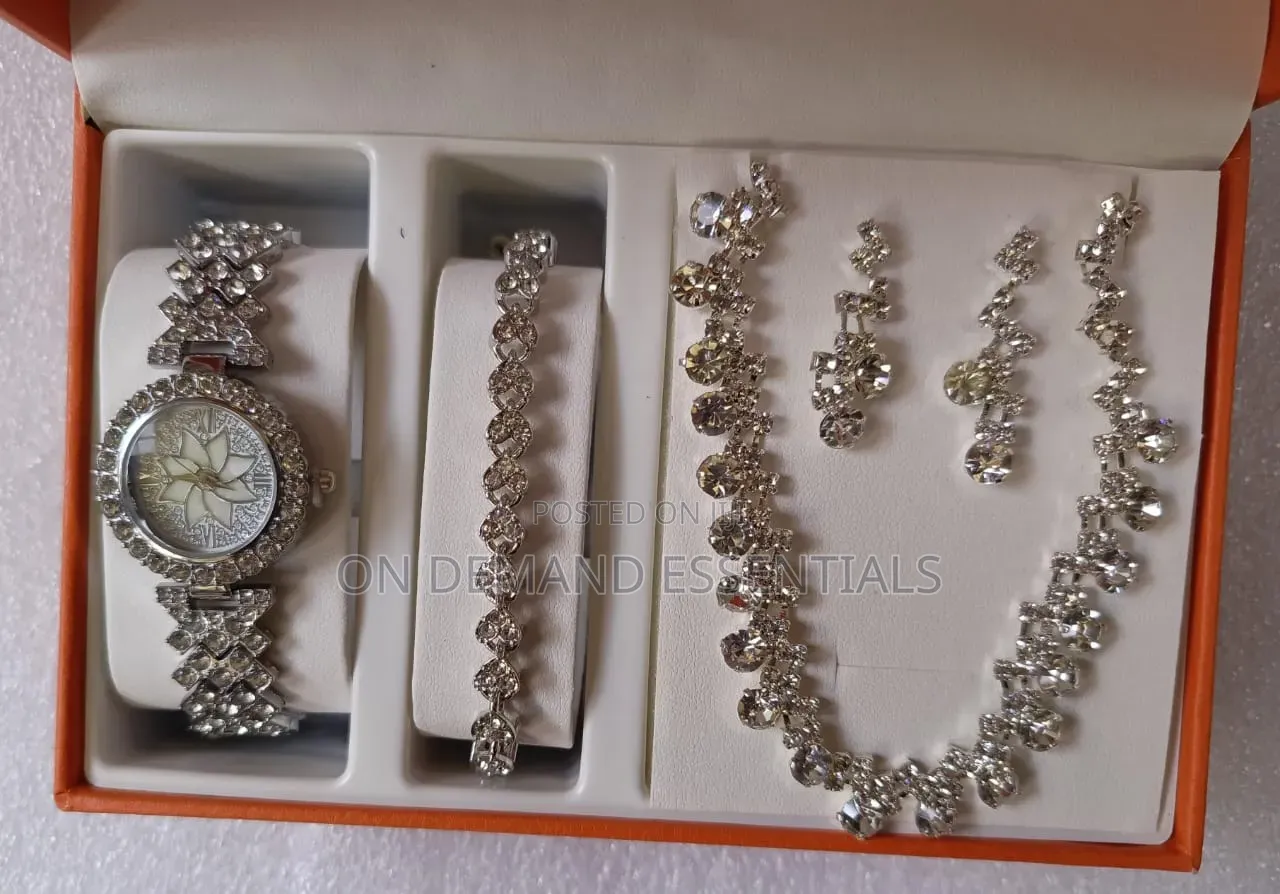 4pcs Ladies Watch Gift Sets