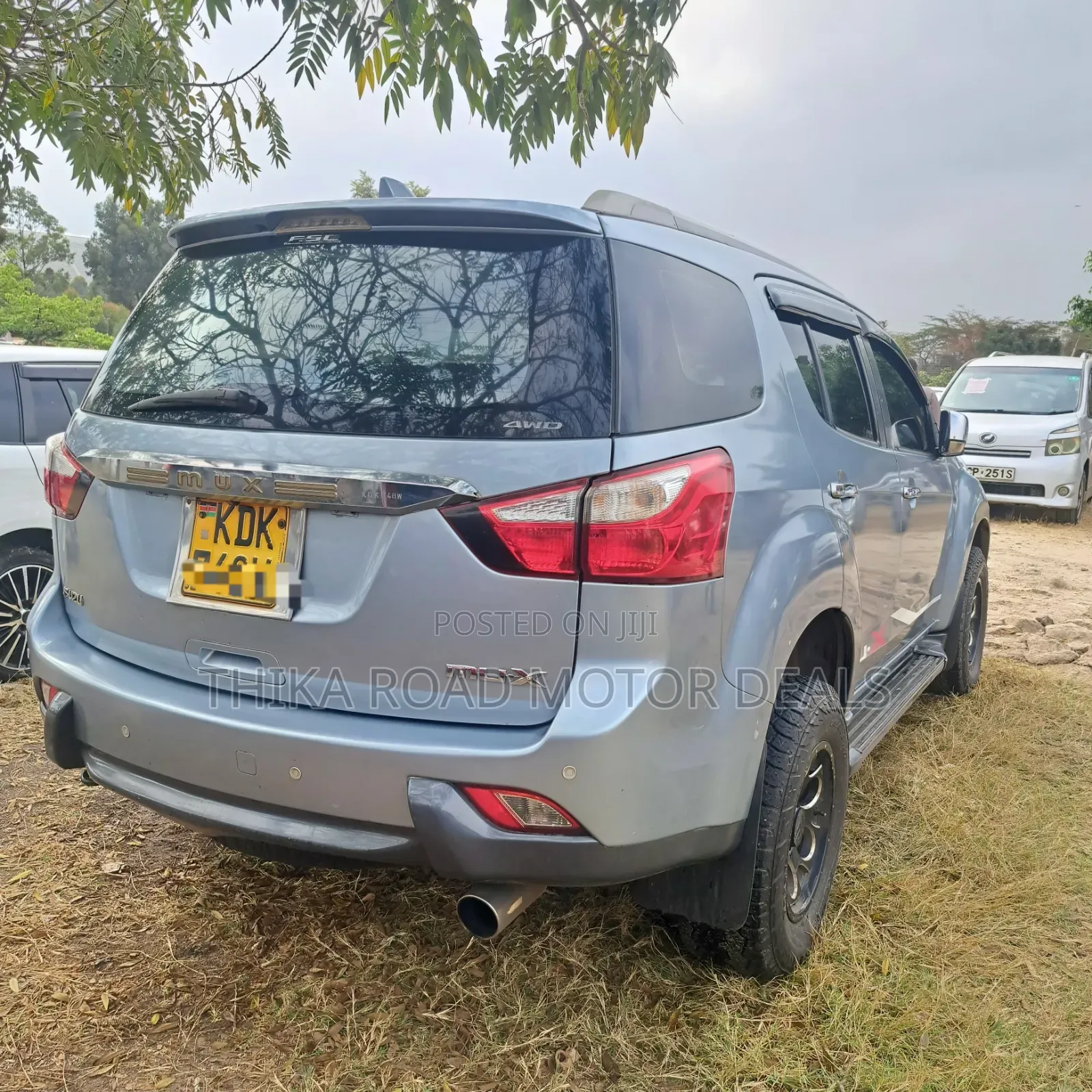 Isuzu MU-X 2015 Blue