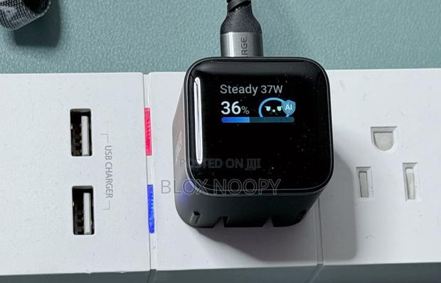 High Quality Phone Charger - thumbnail 2