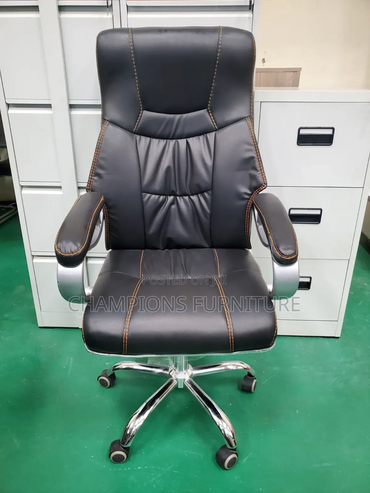 High Back Leather Seivel Office Chair