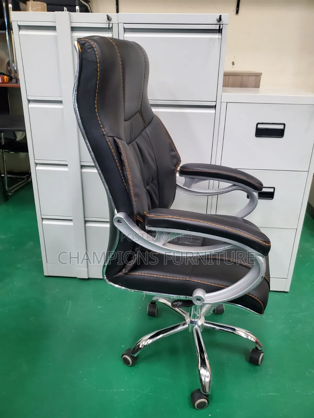 High Back Leather Seivel Office Chair
