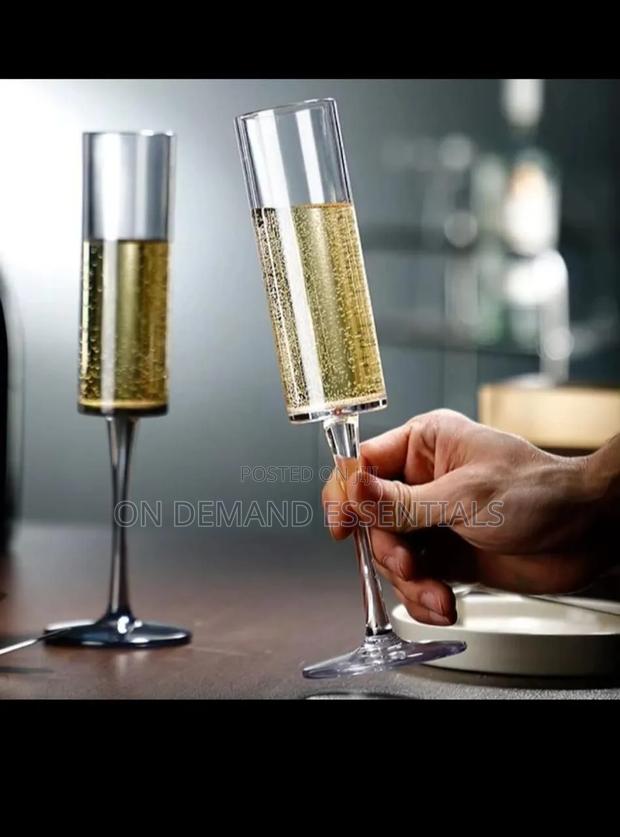 Elegant Crystal Champagne Glasses