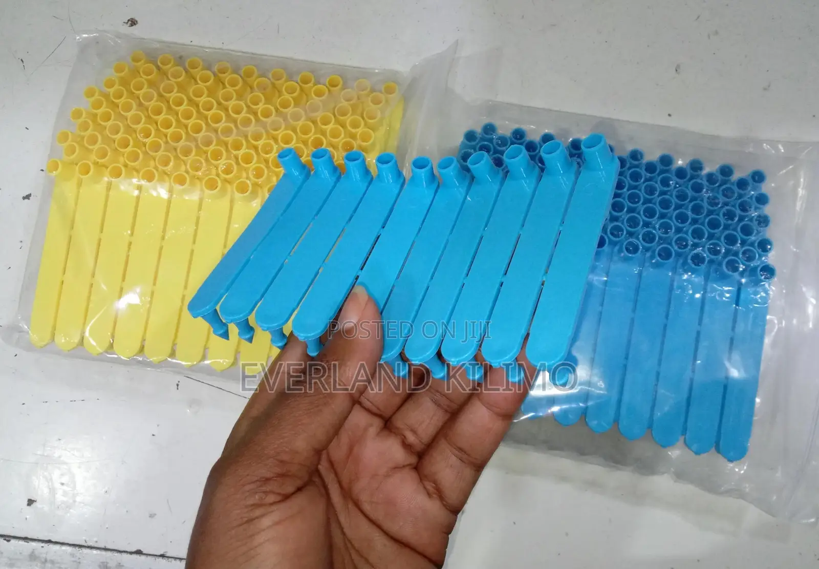 Customized HIGH QUALITY C- Tags for Sheeps and Rabbits