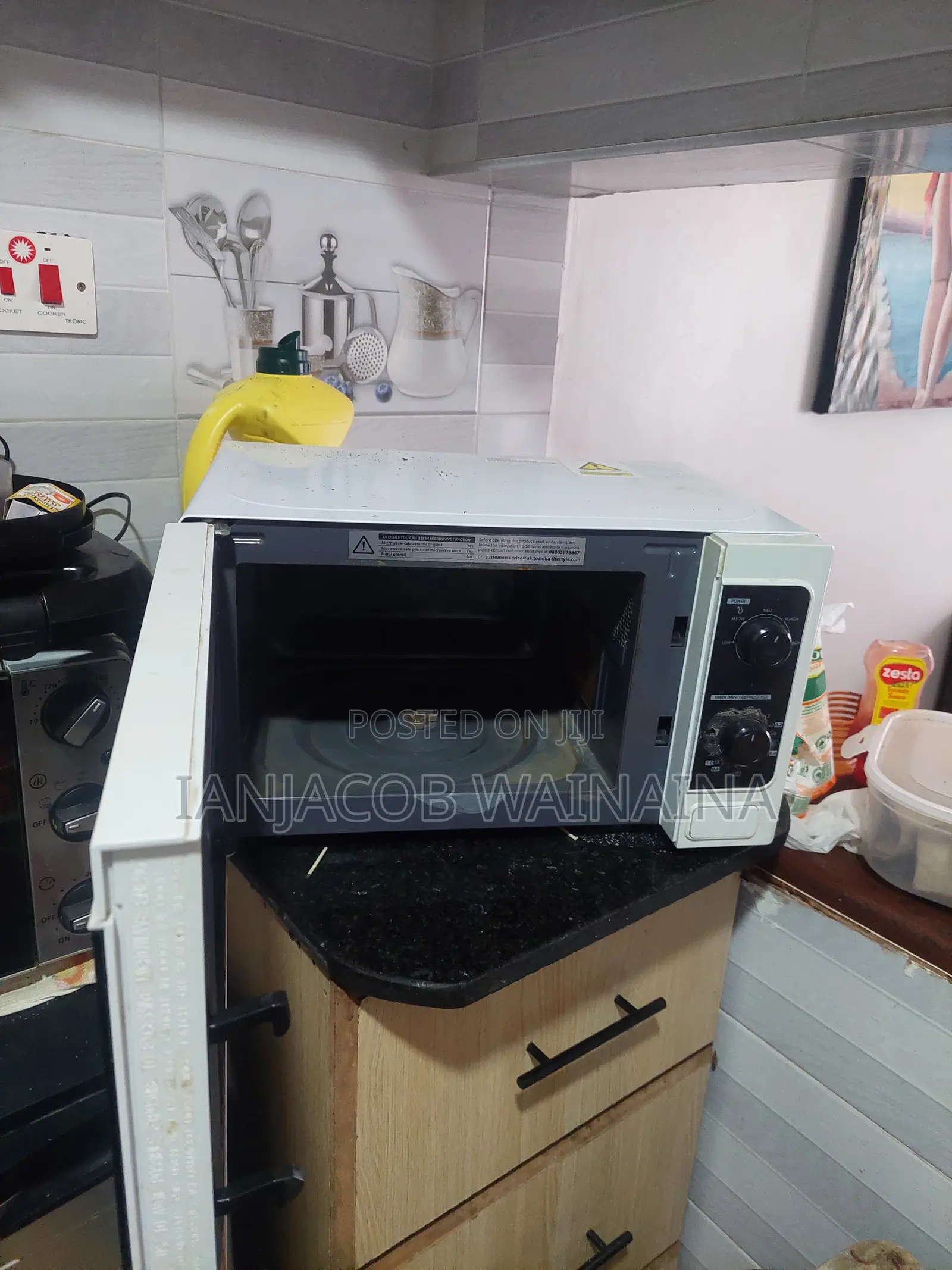 Microwave (Toshiba) for Sale
