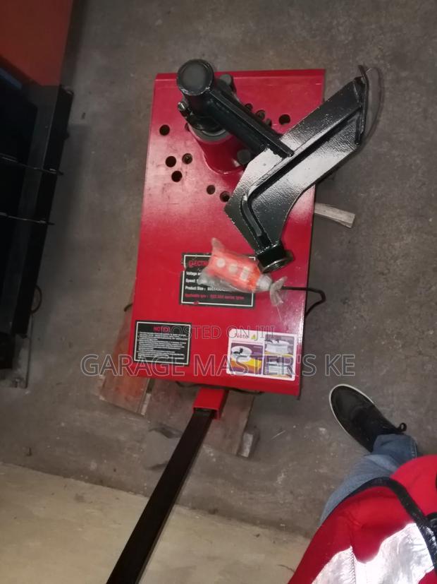 Truck Tyre Changer Machine