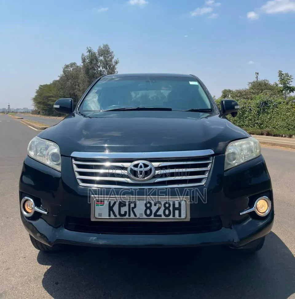 Toyota Vanguard 2012 Black