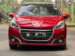 Peugeot 208 2019 Red